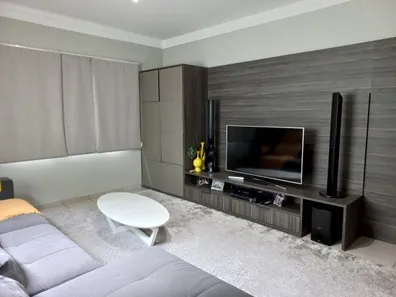 Sobrado com 7 Quartos à venda, 325m² no Morada da Colina, Resende