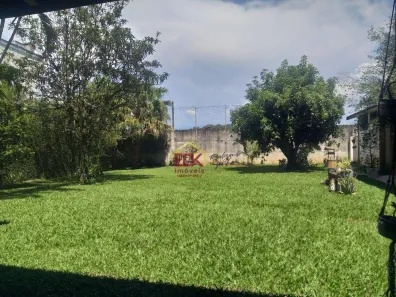Casa de Condomínio com 3 Quartos para venda ou aluguel, 300m² no Nossa Senhora do Perpétuo Socorro, Pindamonhangaba