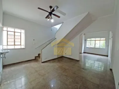 Casa com 3 Quartos à venda, 150m² no Vila Gumercindo, São Paulo