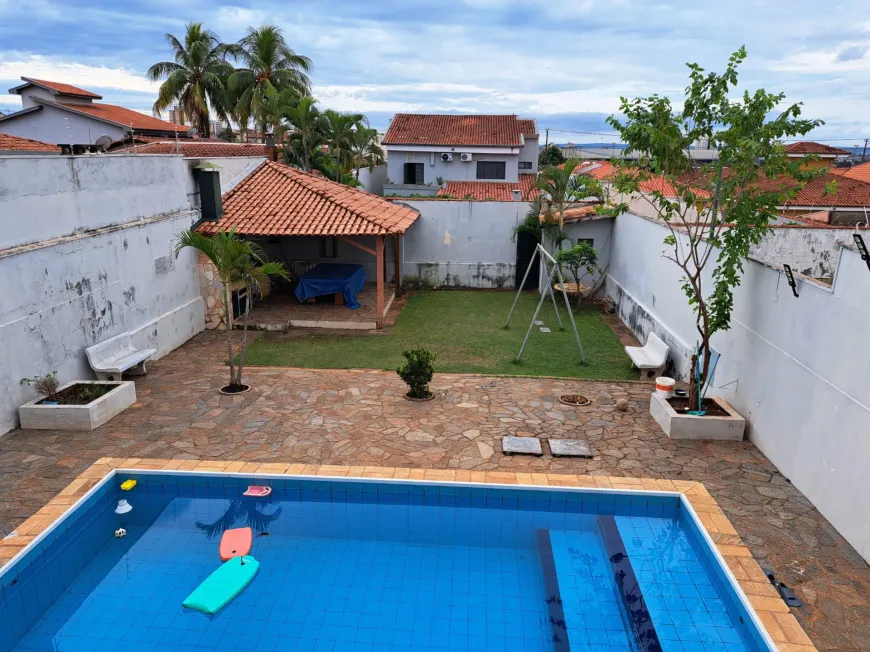 Foto - Ribeirão Preto - Vila Monte Alegre