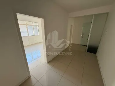 Conjunto Comercial / Sala para alugar, 90m² no Centro, Santos