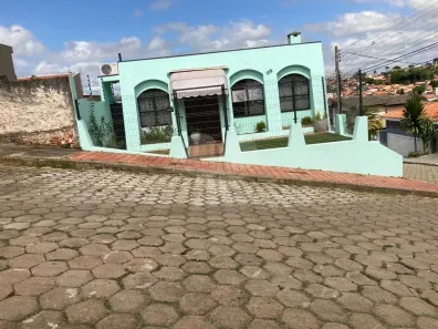Casa com 3 Quartos à venda, 231m² no Vila Rosa, Itapetininga