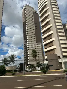 Apartamento com 3 Quartos à venda, 258m² no Royal Park, Campo Grande