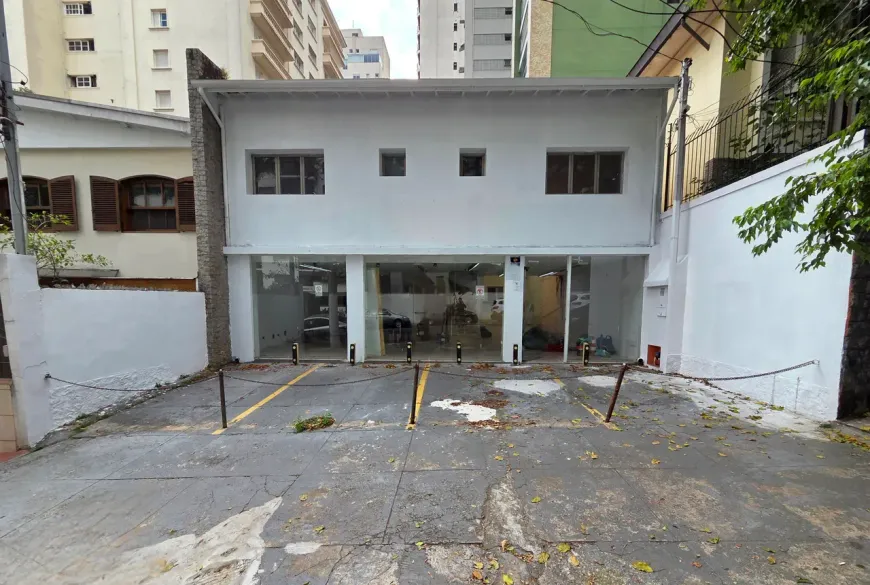 Foto do imóvel - Ponto comercial/loja/box para alugar com 360 m², 2 banheiros e 4 vagas próximo ao Metrô Paraíso.