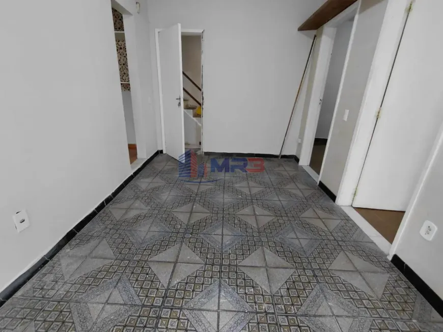 Foto do imóvel - Apartamento para alugar com 2 quartos, 1 banheiro, 53 m² e varanda em