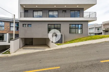 Casa de Condomínio com 3 Quartos à venda, 242m² no Abranches, Curitiba