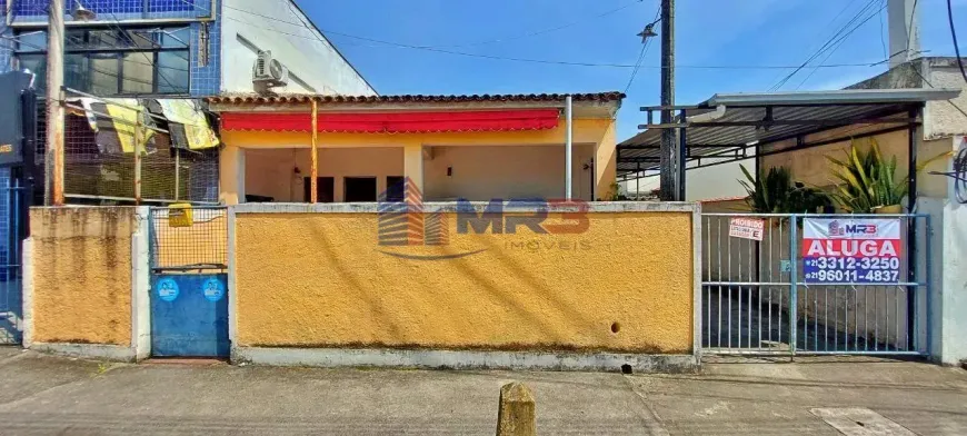 Foto do imóvel - Casa para alugar com 1 quarto, 2 banheiros, 120 m², 1 vaga e quintal em