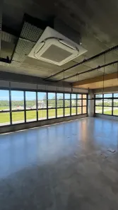 Conjunto Comercial / Sala para venda ou aluguel, 136m² no Campeche, Florianópolis