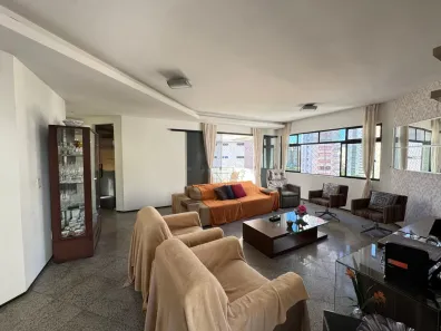 Apartamento com 3 Quartos à venda, 193m² no Meireles, Fortaleza