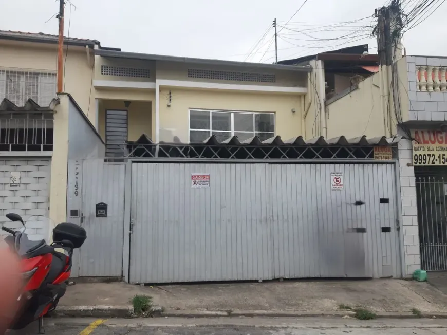 Foto do imóvel - Casa para alugar com 3 quartos, sendo 1 suíte, 2 banheiros, 180 m² e 2 vagas em