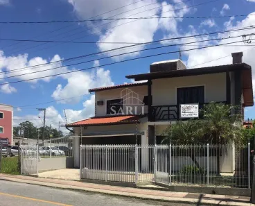 Casa com 3 Quartos à venda, 252m² no Areias, São José