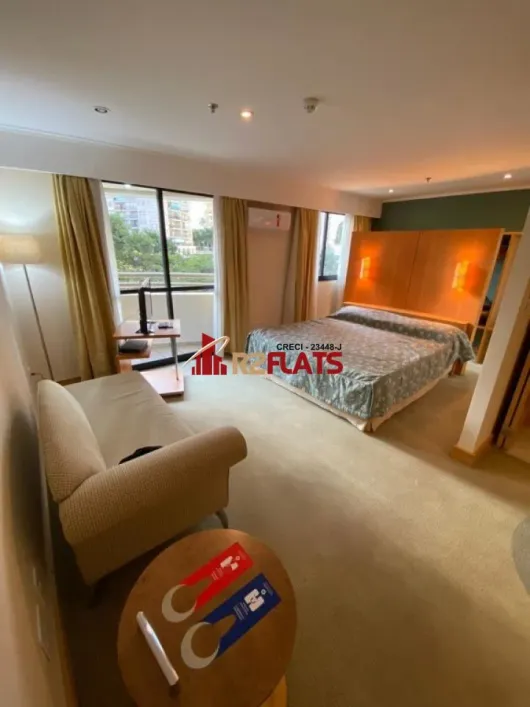 Foto do imóvel - Flat para alugar com 1 quarto, 1 suíte, mobiliado, aceita animais e 1 vaga na garagem próximo.