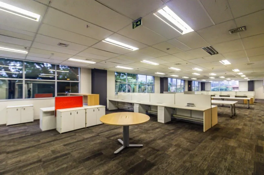 Foto do imóvel - Sala/Conjunto/Escritório para alugar com 532 m² e 19 vagas na garagem próximo à Estação Morumbi.