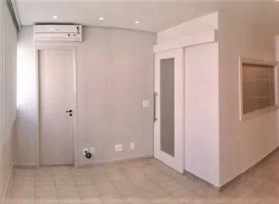 Conjunto Comercial / Sala para alugar, 32m² no Santo Amaro, São Paulo