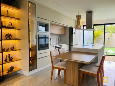 Casa com 1 Quarto à venda, 127m² no Campeche, Florianópolis