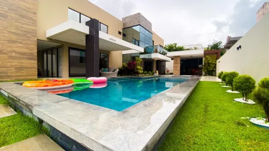 Casa de Condomínio com 5 Quartos à venda, 379m² no Garça Torta, Maceió
