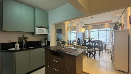 Apartamento com 2 Quartos à venda, 69m² no Centro, Florianópolis