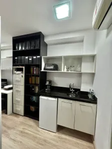 Conjunto Comercial / Sala para venda ou aluguel, 30m² no São Domingos, Niterói