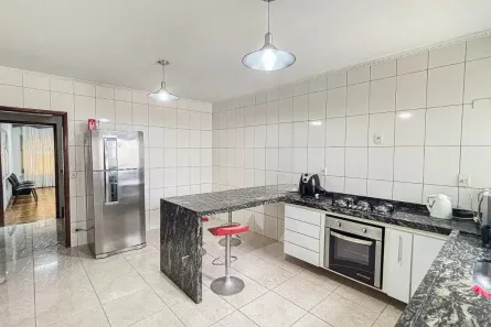 Sobrado com 3 Quartos para alugar, 185m² no Vila Floresta, Santo André