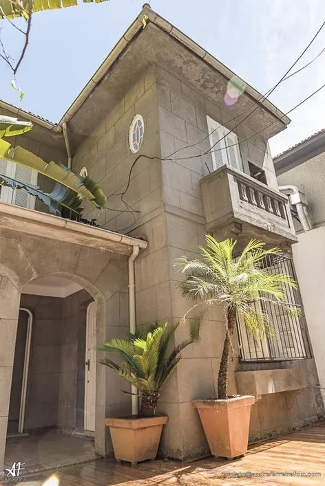 Foto do imóvel - Sobrado para alugar com 5 quartos, 3 banheiros e 2 vagas na garagem em
