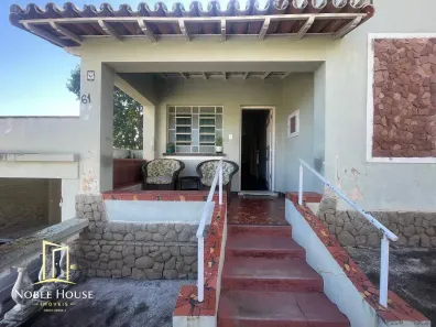 Casa com 2 Quartos à venda, 200m² no Centro, Vinhedo