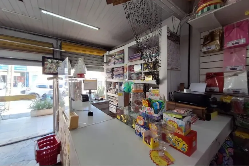 Foto do imóvel - Ponto comercial/Loja/Box para comprar com 202 m², 2 banheiros