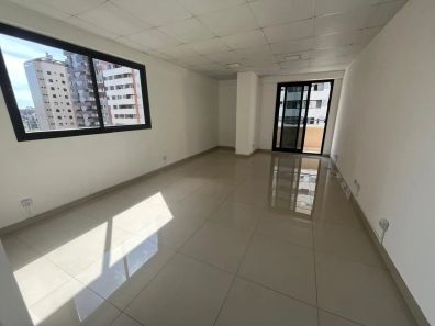 Conjunto Comercial / Sala à venda, 35m² no Bigorrilho, Curitiba