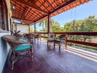 Casa de Condomínio com 4 Quartos à venda, 237m² no Badu, Niterói
