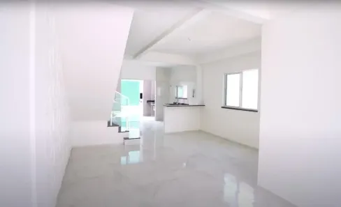 Sobrado com 3 Quartos à venda, 132m² no Parque Hawaí, Eusébio