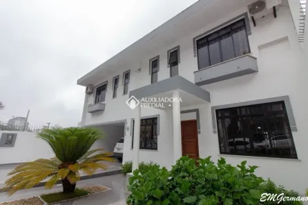 Casa com 5 Quartos à venda, 394m² no Centro, Florianópolis