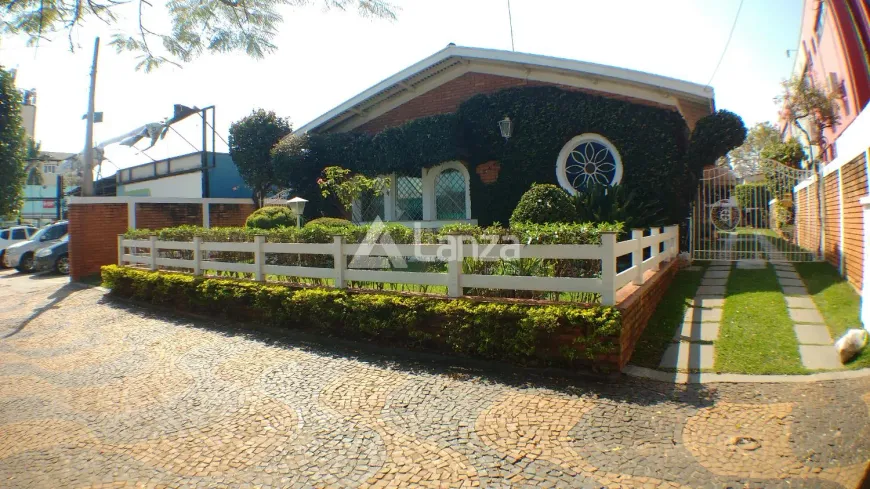 Foto do imóvel - Casa à venda com 3 quartos, 1 suíte, 196 m², 3 banheiros e 1 vaga em