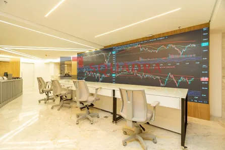 Conjunto Comercial / Sala à venda, 217m² no Centro, Curitiba