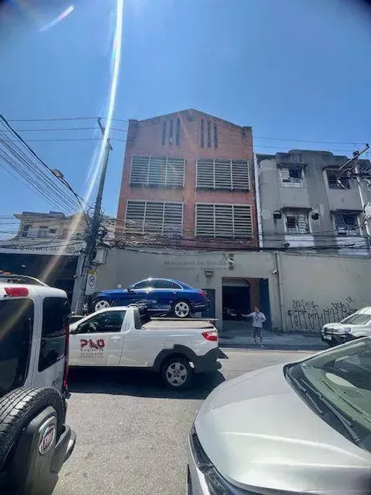 Foto do imóvel - Prédio/Edificio inteiro para alugar com 2484 m², 17 banheiros e 10 vagas na garagem em