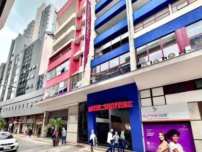 Casa Comercial à venda, 15m² no Centro, Juiz de Fora