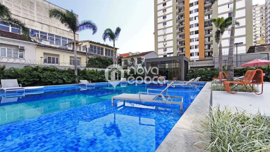 Foto do imóvel - Apartamento à venda com 4 quartos, 1 suíte, 3 banheiros, 115 m², 2 vagas na garagem e elevador.