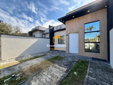Casa com 2 Quartos à venda, 75m² no Centro, Matinhos