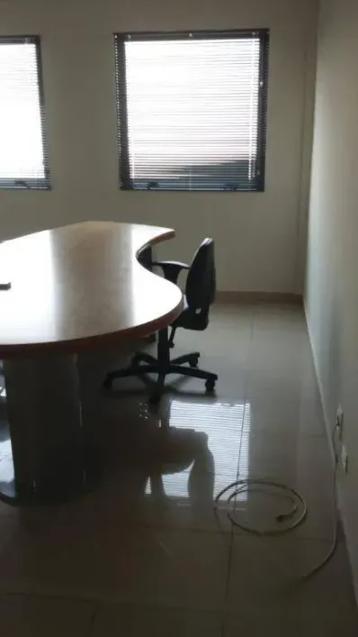 Foto do imóvel - Sala/Conjunto/Escritório à venda com 31 m², 1 banheiro, 1 vaga na garagem e ar-condicionado em