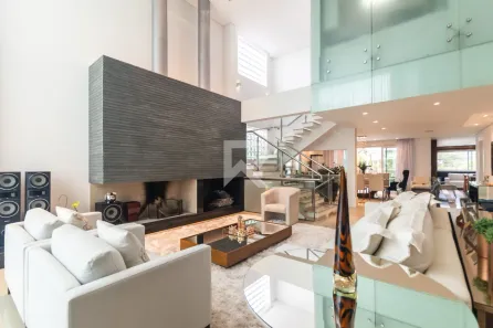 Casa com 4 Quartos à venda, 476m² no Campo Comprido, Curitiba