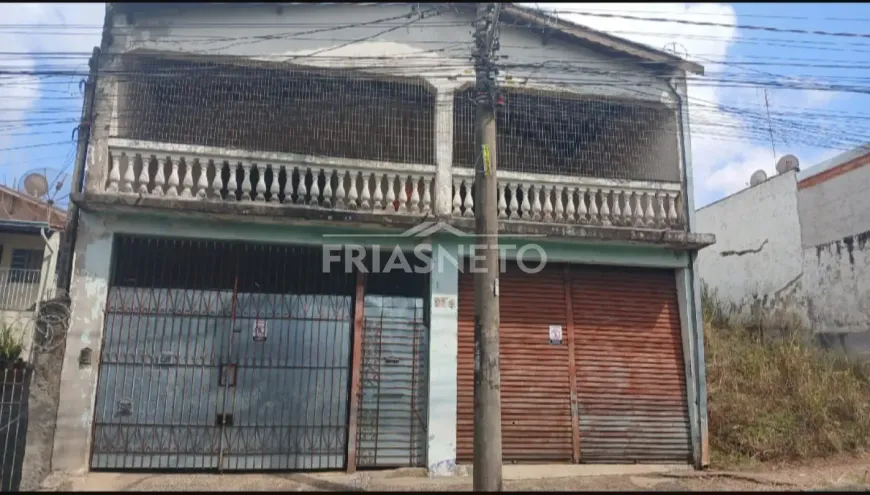 Foto do imóvel - Imóvel comercial à venda com 4 quartos, 1 suíte, 245 m², 3 banheiros e 2 vagas na garagem em