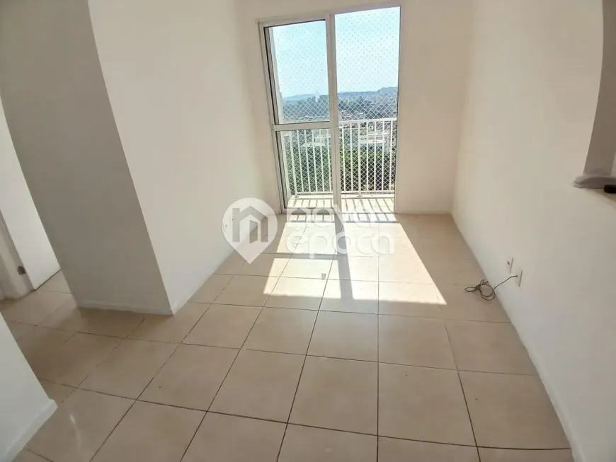 Foto do imóvel - Apartamento à venda com 2 quartos, 1 banheiro, 1 vaga na garagem, elevador no condomínio e.