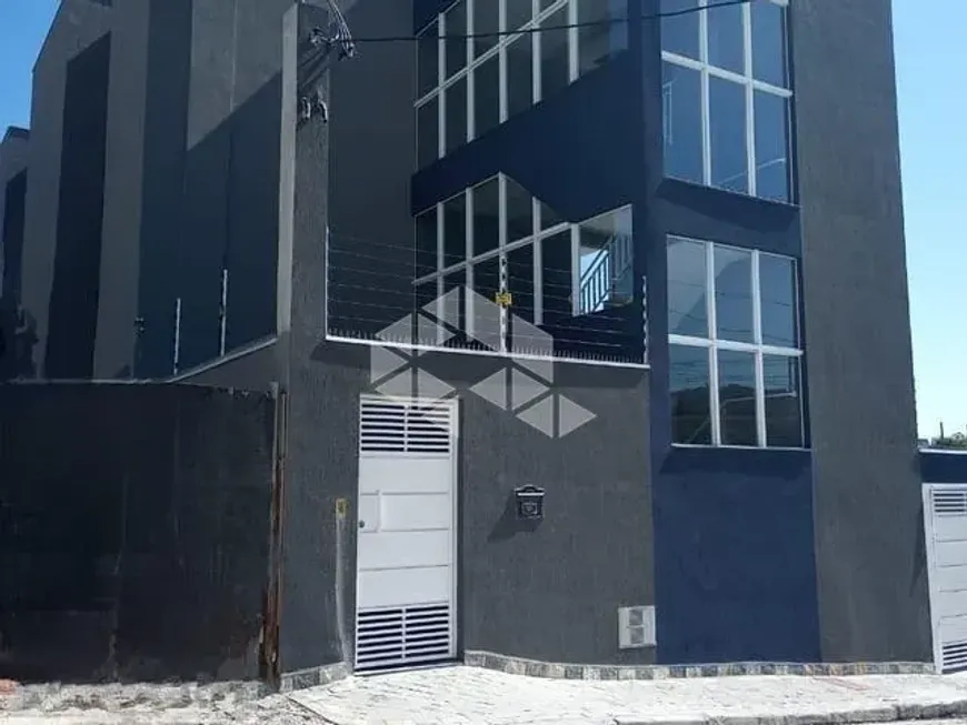 Foto do imóvel - Apartamento à venda com 2 quartos, 1 banheiro, aceita animais e 1 vaga na garagem próximo ao.
