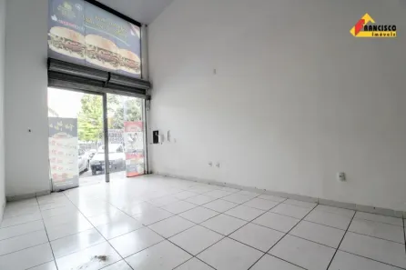 Loja / Salão / Ponto Comercial para alugar, 91m² no Centro, Divinópolis