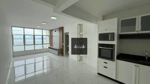 Apartamento com 3 Quartos à venda, 104m² no Centro, Florianópolis