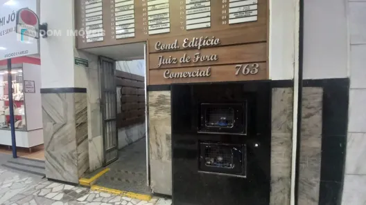 Conjunto Comercial / Sala à venda, 33m² no Centro, Juiz de Fora
