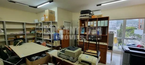 Conjunto Comercial / Sala à venda, 104m² no Trindade, Florianópolis