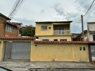 Casa com 4 Quartos à venda, 240m² no Centro, Nilópolis