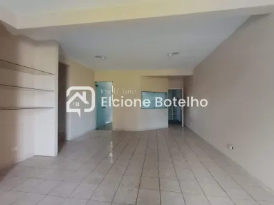 Apartamento com 3 Quartos para alugar, 140m² no Centro, Uberlândia