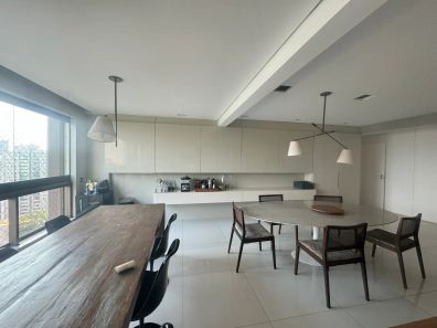 Apartamento com 4 Quartos para venda ou aluguel, 201m² no Vila da Serra, Nova Lima