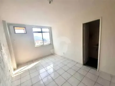 Conjunto Comercial / Sala à venda, 20m² no Mutondo, São Gonçalo