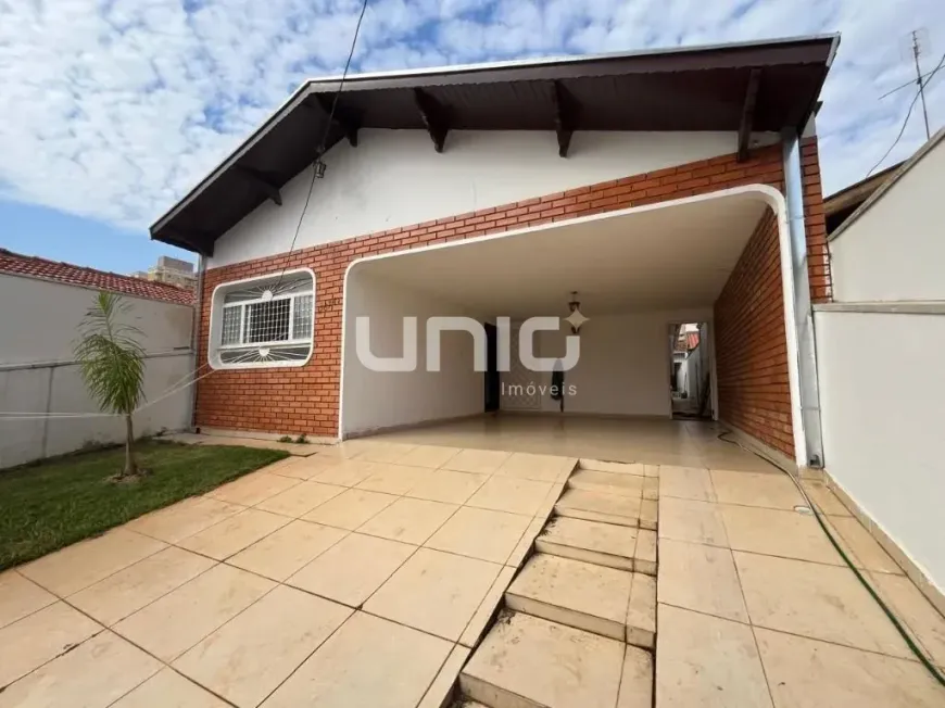 Foto do imóvel - Casa para alugar com 3 quartos, 1 suíte, 192 m², 3 banheiros e 4 vagas na garagem em